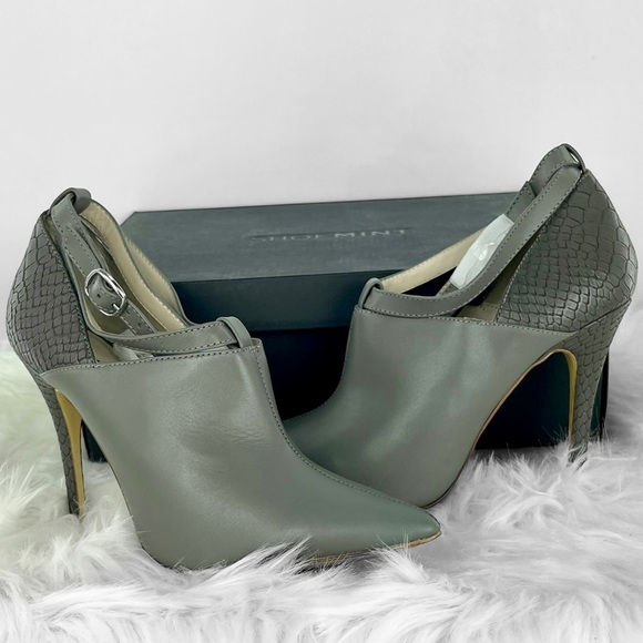 ✨NWT✨ Shoemint Heels - Picture 3 of 3